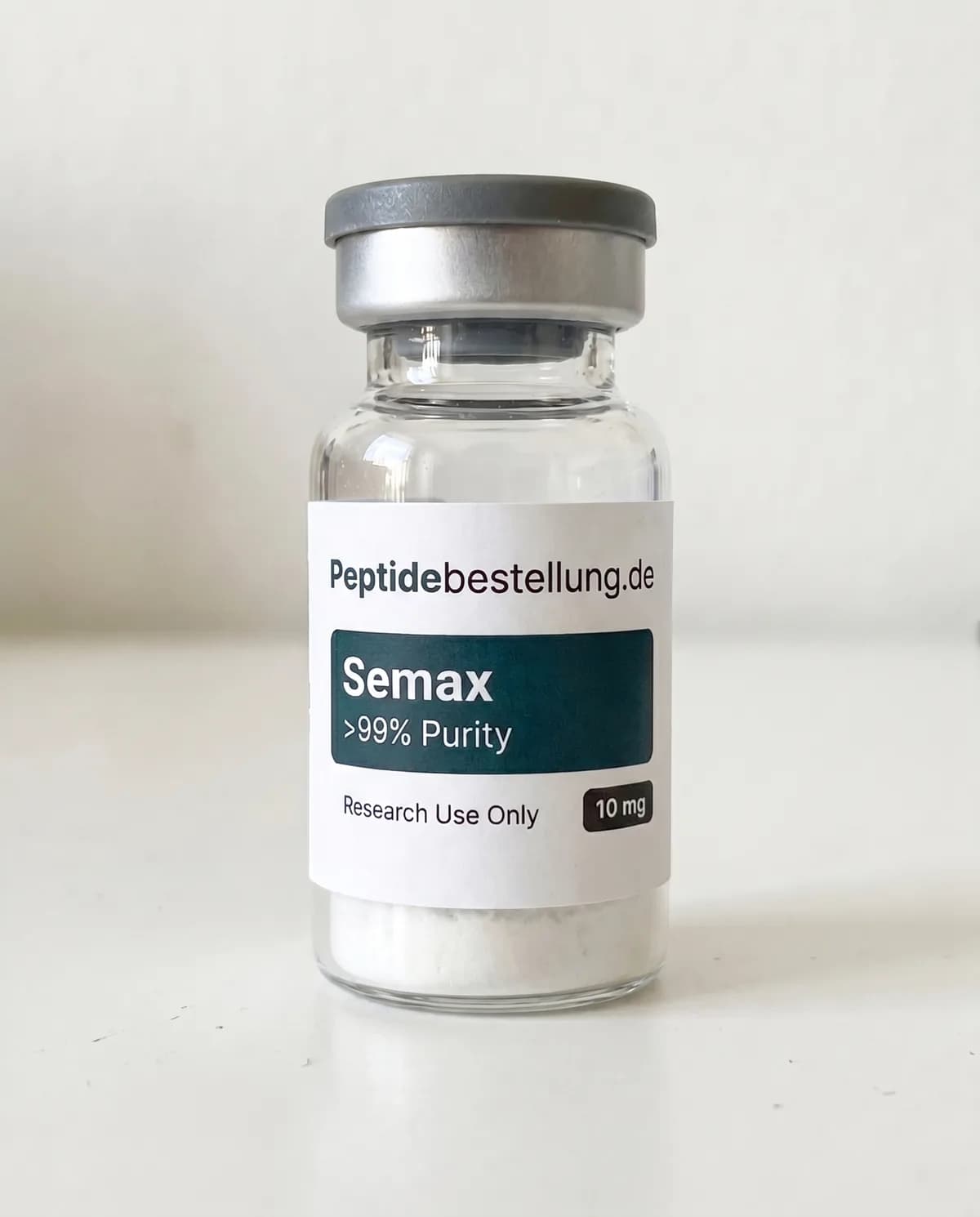 Semax 5 mg Neuropeptid als klares Vial mit Frontetikett und lyophilisiertem Pulver